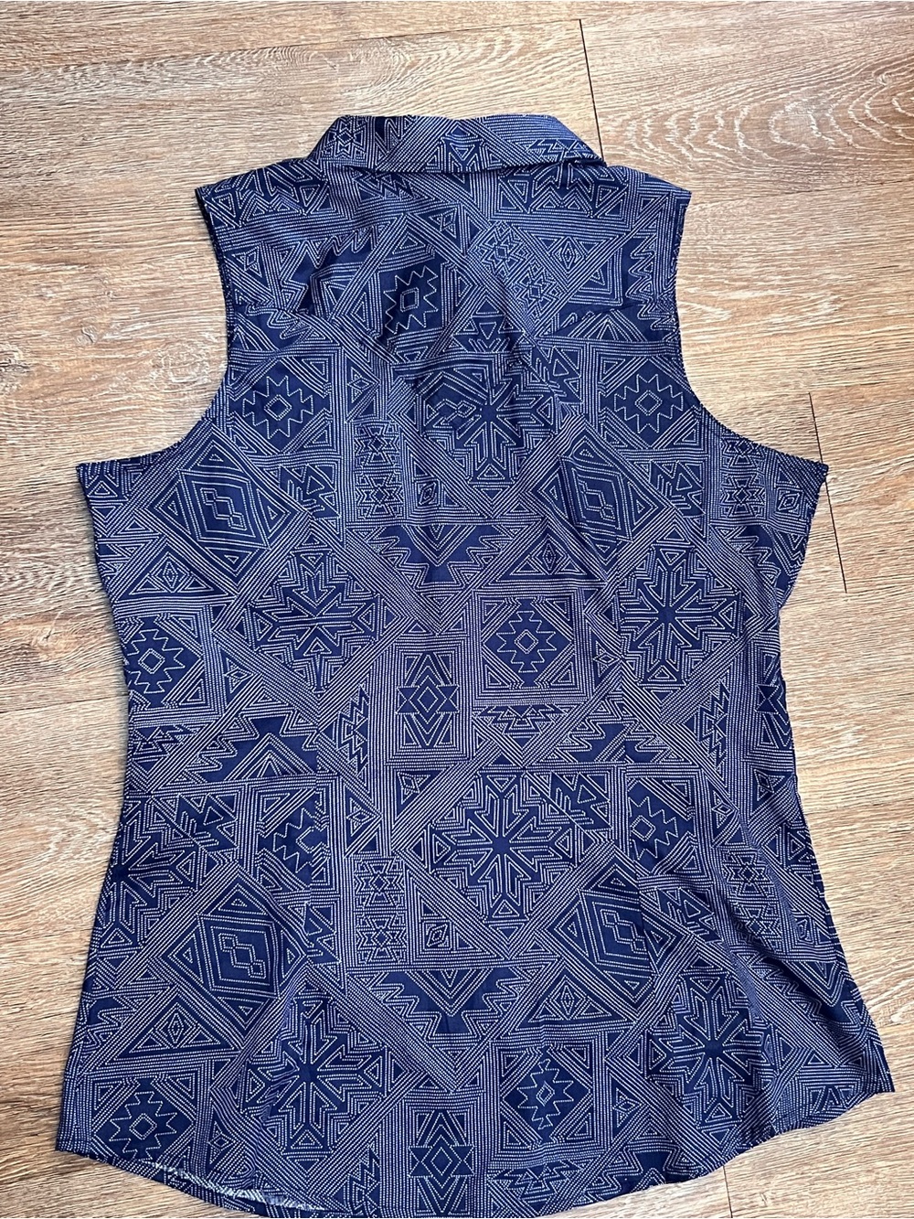 Wrangler Retro Sleeveless Western Snap Shirt Navy Aztec Print Cotton | Size: L - Picture 6 of 10
